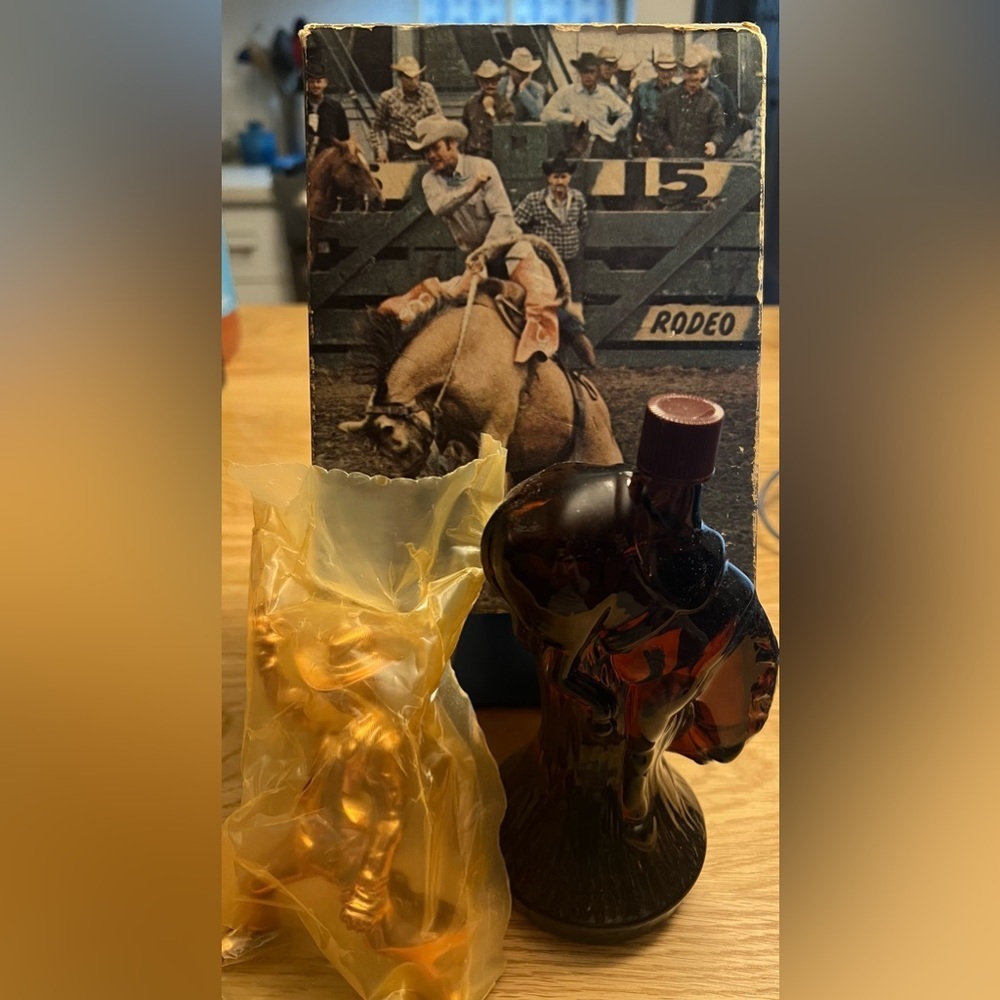 AVON Bucking Bronco After Shave